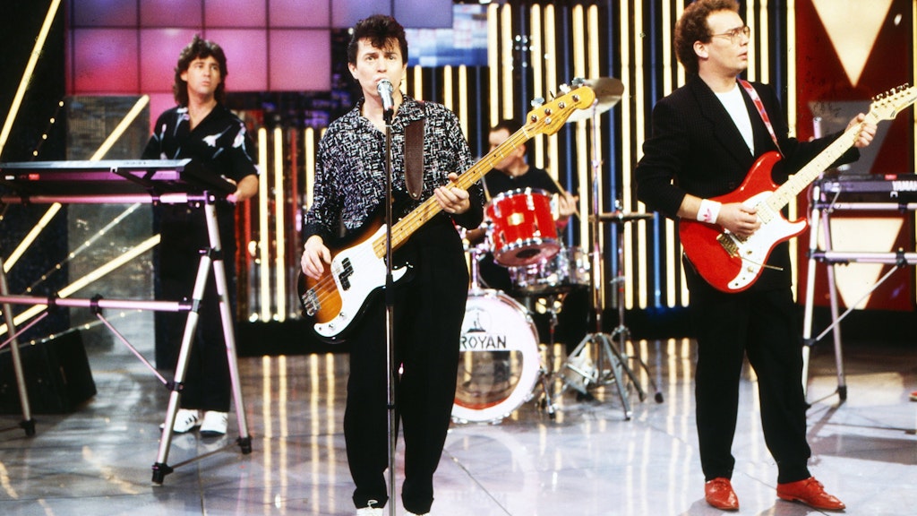  Die Spider Murphy Gang bei einem Auftritt in der ZDF-Hitparade. Ihre Musik gehörte zur Neuen Deutschen Welle. 