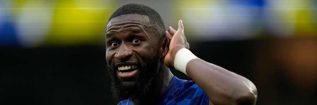 Welche Lockrufe erhört Antonio Rüdiger? Fast alle Top-Klubs wollen den Chelsea-Verteidiger verpflichten. 