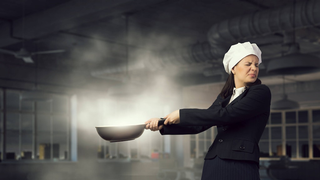 Wenn das Fleisch verbrannt ist, hilft nichts anderes, als die verbrannte Schicht abzuschneiden.