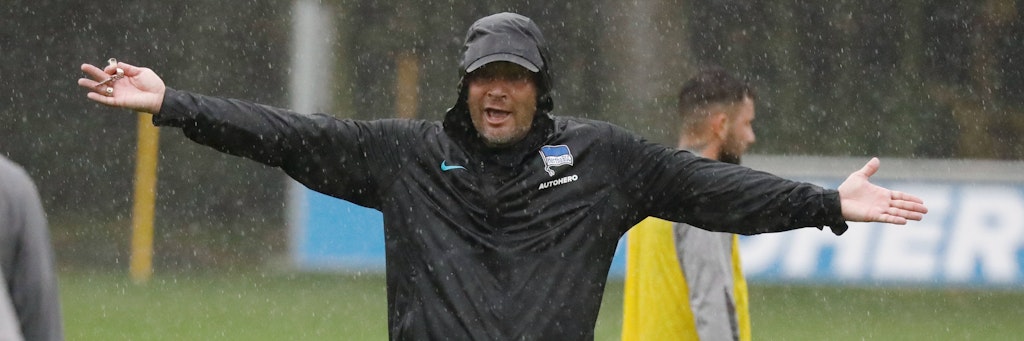 Sonnabend will Pal Dardai gegen Freiburg nicht wieder im Regen stehen.