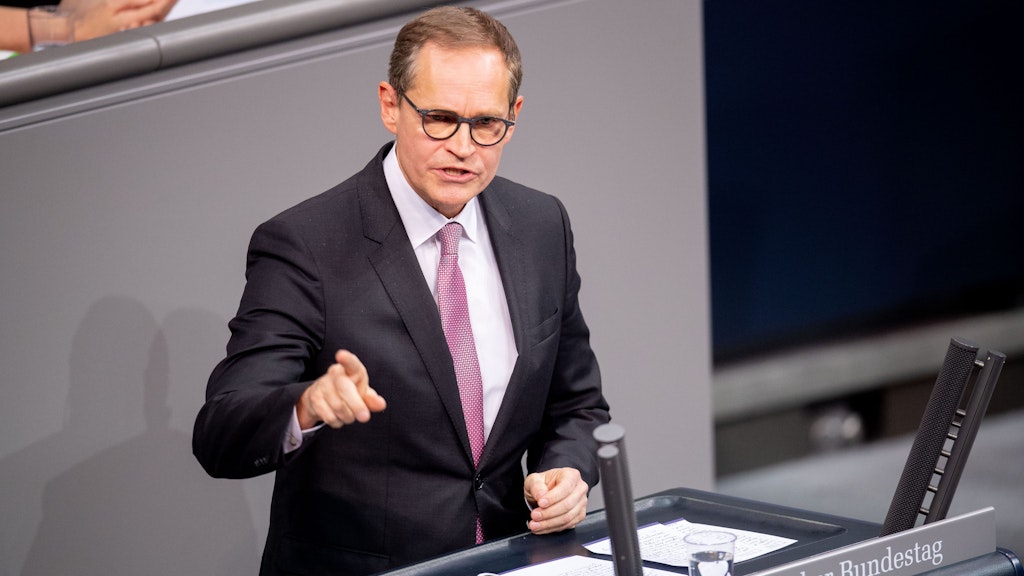 Michael Müller (SPD) fordert fordert schärfere Homeoffice-Regeln. 