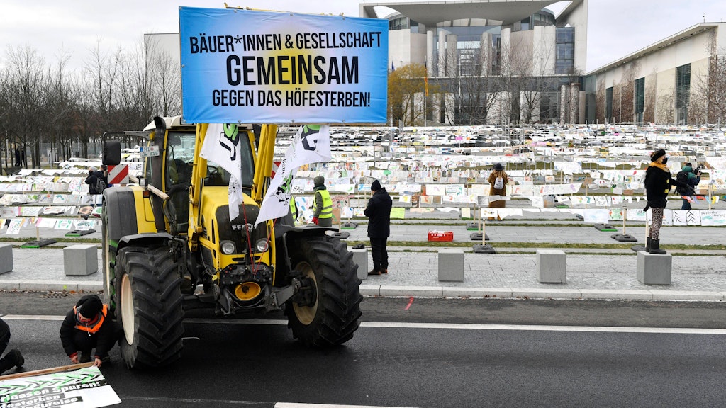 Landwirte, Klima- und Tierschützer demonstrierten gegen Höfesterben und Klimakrise.