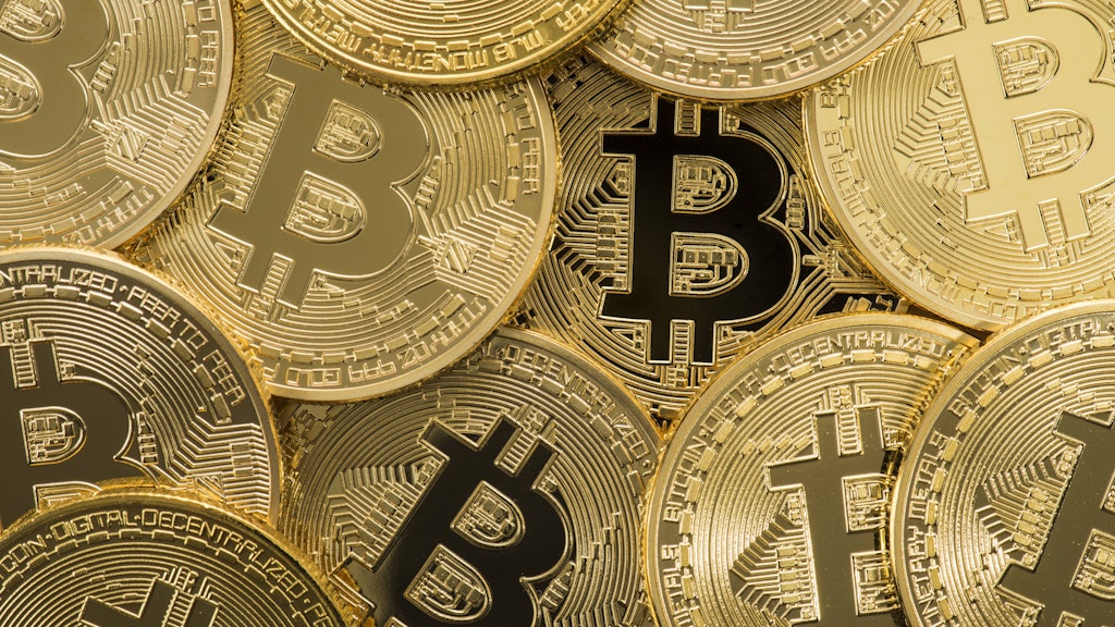 Kryptogeld: Bitcoins sind schwankungsanfällig, Anleger müssen daher stets auch mit Kursverlusten rechnen.