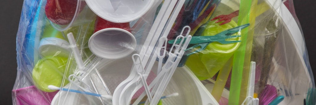 In Zukunft soll weniger Plastik im Müll landen (Symbolbild).