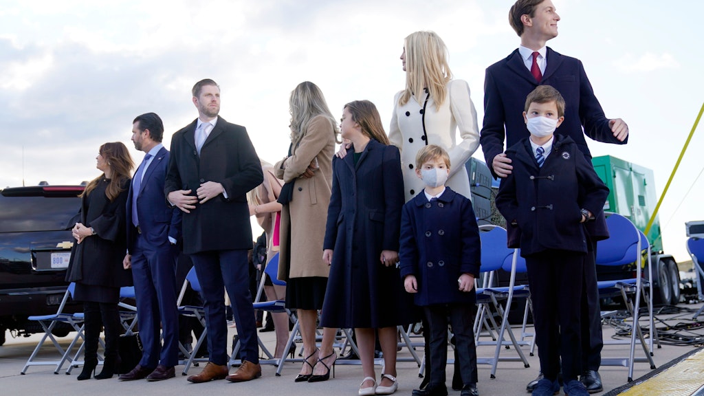 Die Familie war angetreten, um Donald Trump auf der Luftwaffenbasis Andrews zu empfangen. Von dort ging es nach Florida.