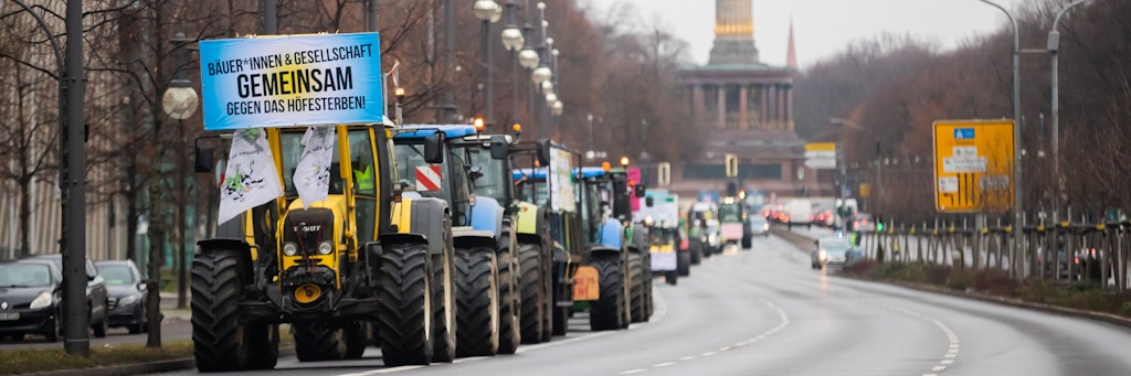 Traktoren bei der letzten Demo am 16. Januar in Berlin.