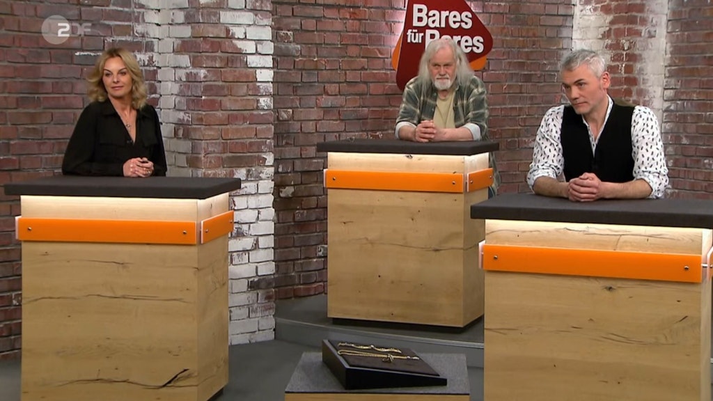 „Bares für Rares“-Händlerin Susanne Steiger schockt mit ihrem ersten Gebot für den Schmuck.