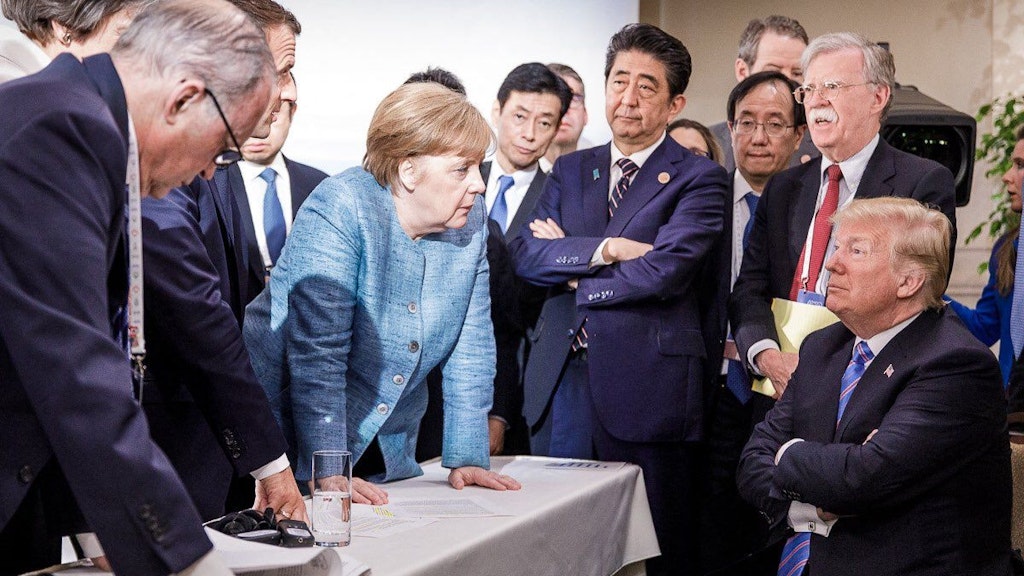 Kanzlerin Angela Merkel und die Mächtigen der Welt: Trotz Anfeindungen konnte die Ostdeutsche den damaligen US-Präsidenten Donald Trump Paroli bieten.