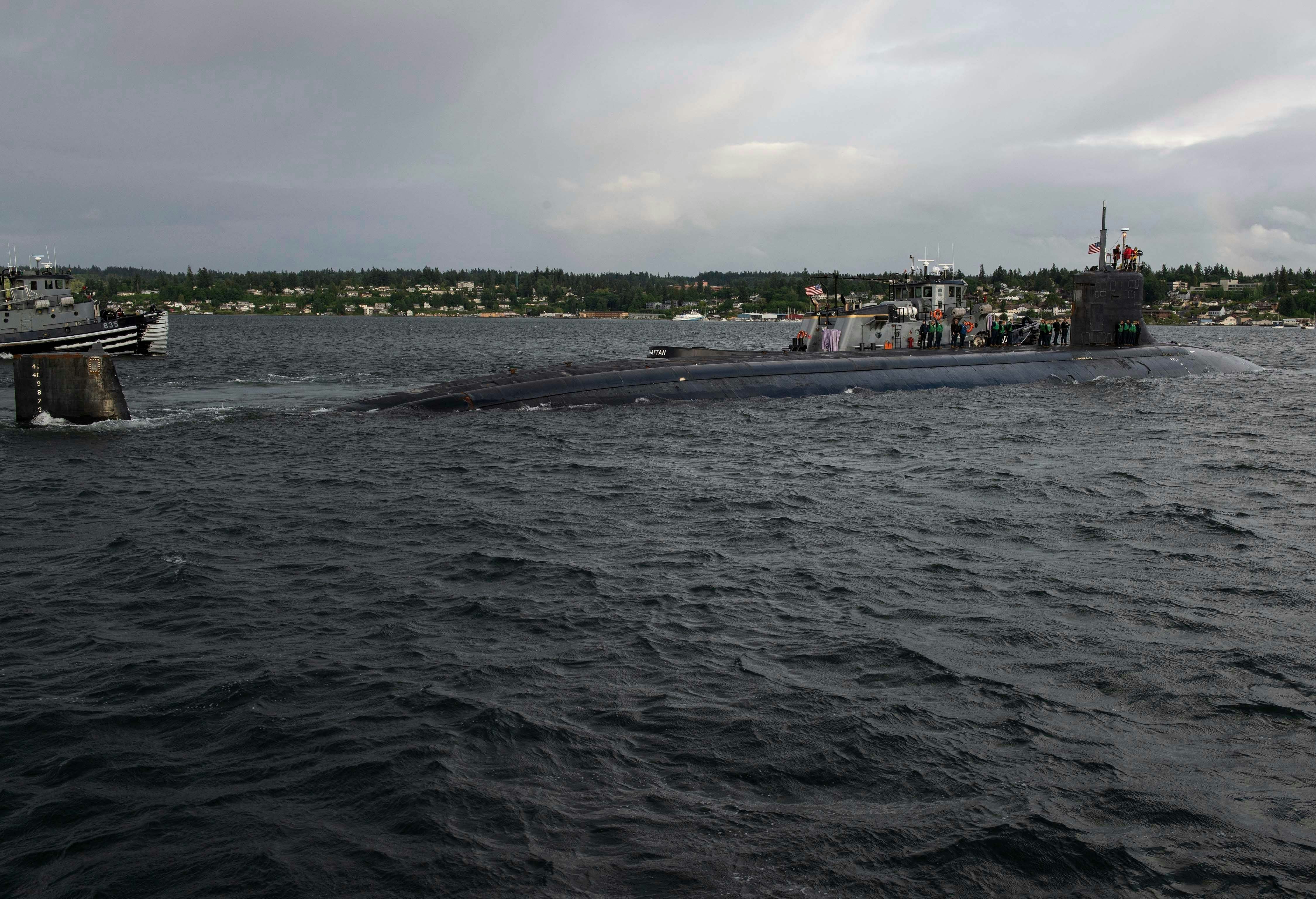 Versunkenes Schiff oder Container? – US-Atom-U-Boot rammt unbekanntes ...