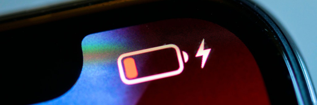 Ein leerer Handy-Akku löst bei vielen Menschen ein unbehagliches Gefühl aus.