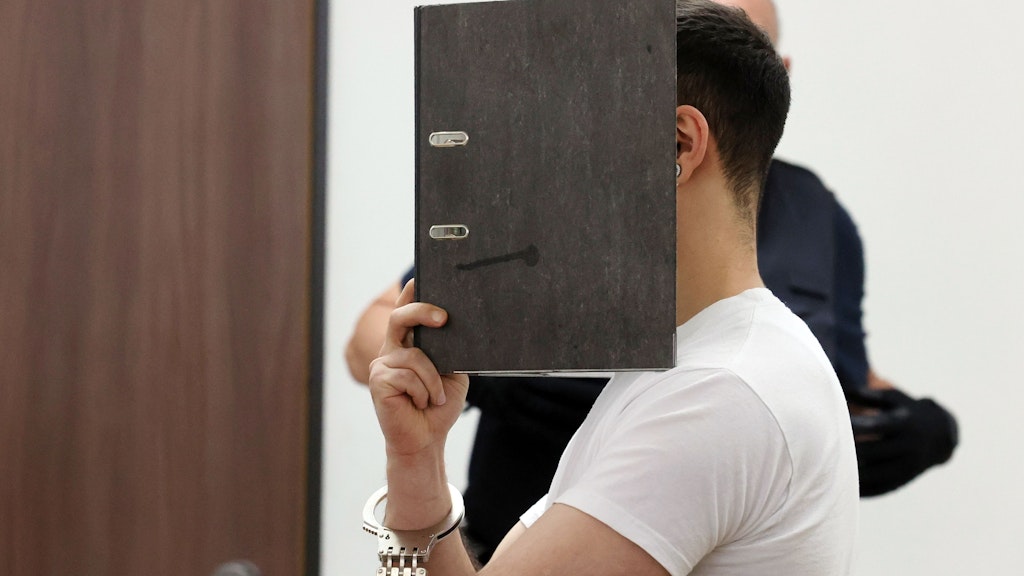 Der 33-jährige Angeklagte wurde am Landgericht Gera zu einer Haftstrafe und anschließender Sicherheitsverwahrung verurteilt. 