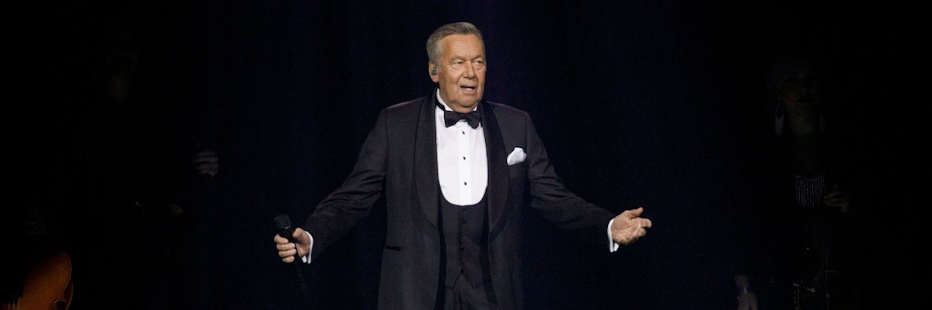 Roland Kaiser bei einem Konzert im Rahmen seiner "Alles oder Dich"-Tour.