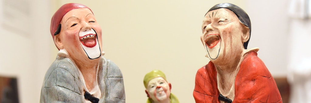 Figuren, die den Schweizer Clown Grock darstellen, gehören zu 25.000 Exponaten, die Clown-Museumschef Hans-Dieter Hormann gesammelt hat.