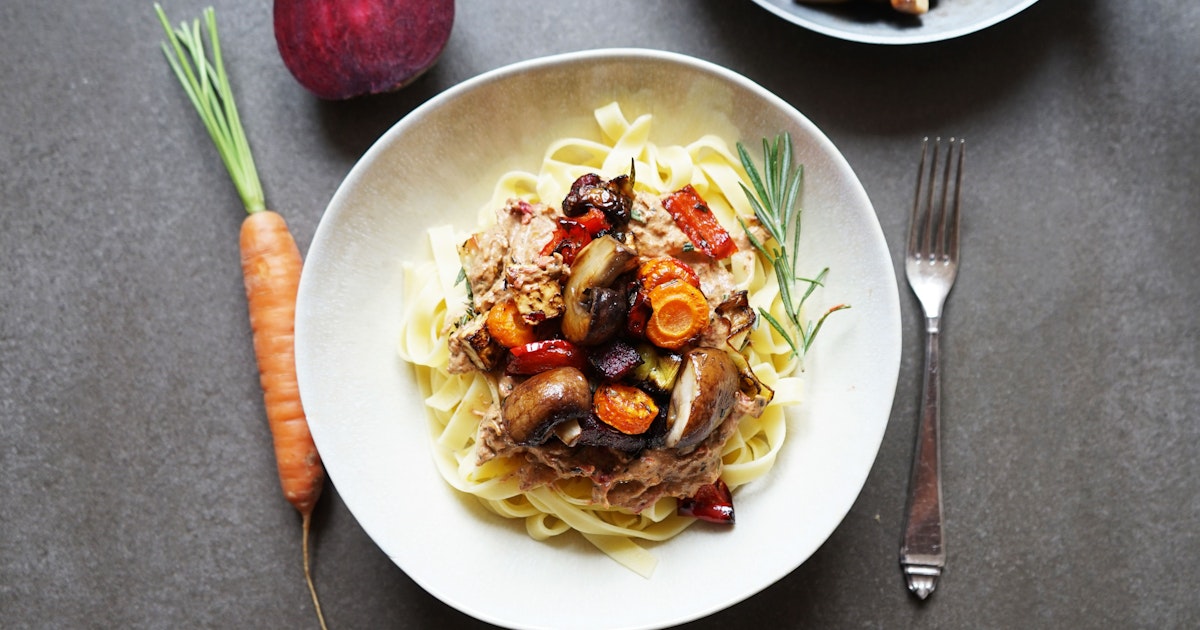 Bandnudeln mit Rosmarin-Röstdip