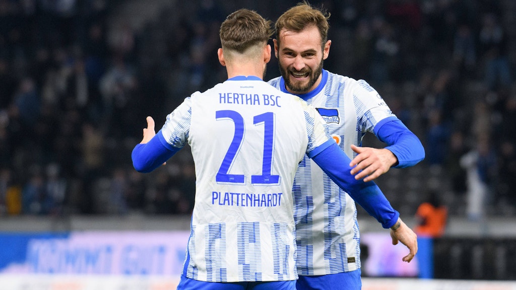 Kämpften gemeinsam und feierten gemeinsam: Lucas Tousart und Marvin Plattenhardt.