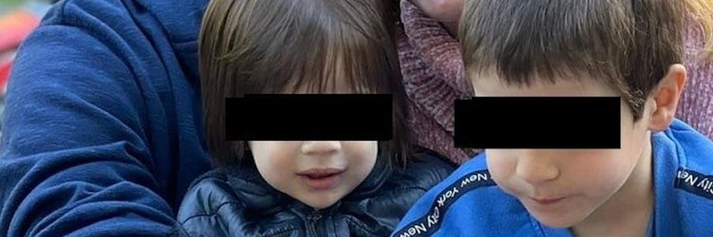 Eitans (r.) Eltern und sein kleiner Bruder kamen beim Seilbahnunglück ums Leben.