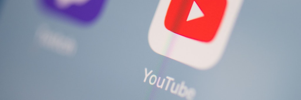 Das Logo der Online-Video-Plattform YouTube (Symbolfoto).