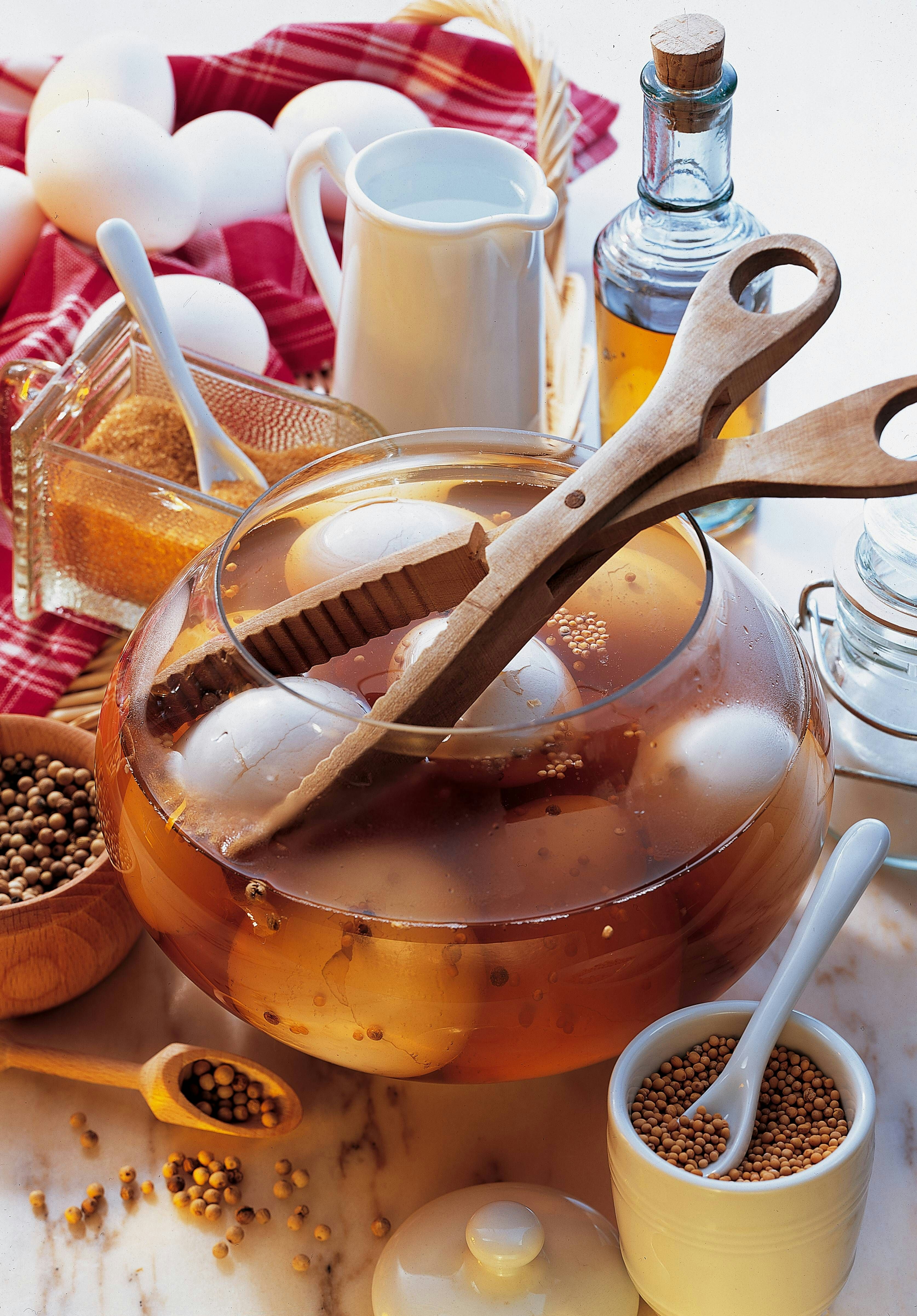 Geniales Rezept aus der DDR: Würzige Soleier wie bei Oma! So bereiten ... Geniales Rezept aus der DDR: Würzige Soleier wie bei Oma! So bereiten ...