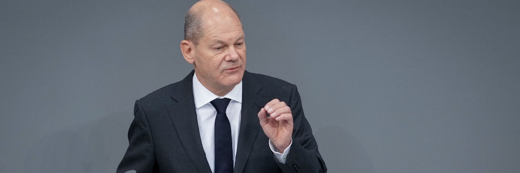SPD-Kanzlerkandidat Olaf Scholz äußerte sich nach langem Schweigen erstmals zur Corona-Lage im Bundestag.