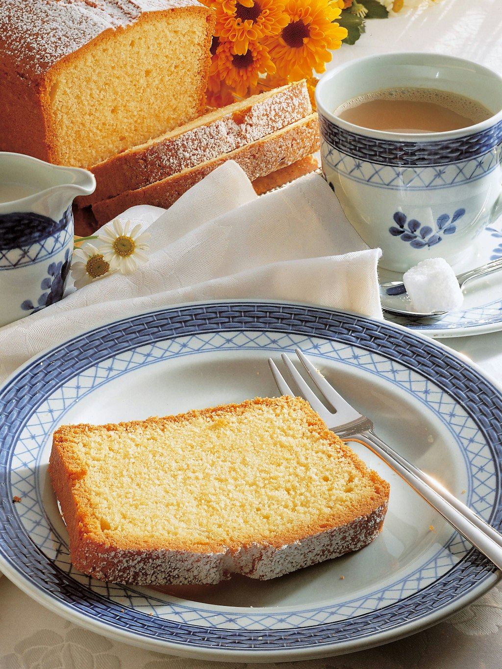 Sandkuchen schmeckt superlecker - und das Grundrezept für Rührkuchen kann beliebig verfeinert werden.
