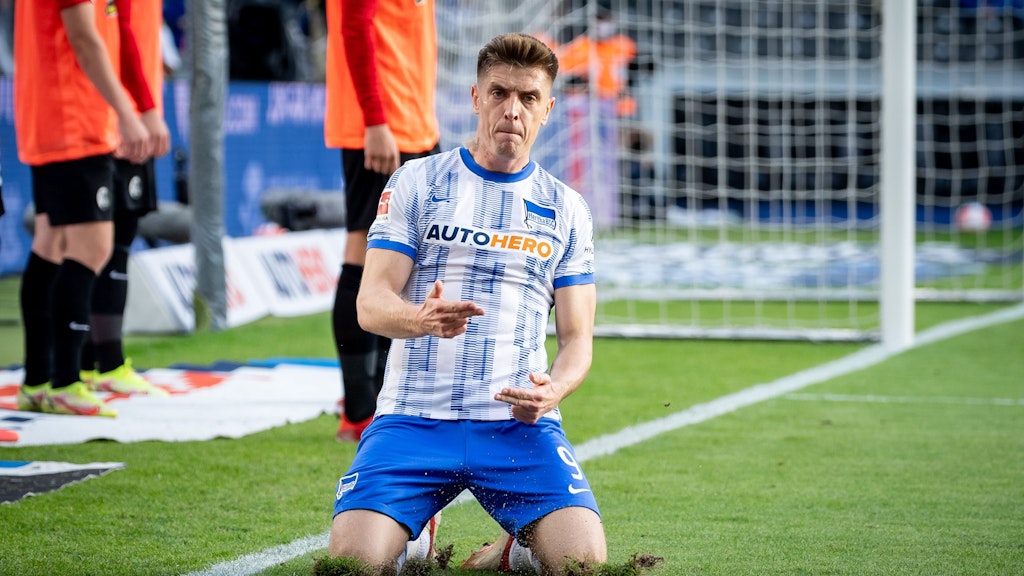 Herthas Pistolero Kris Piatek traf vergangene Saison doppelt gegen den 1. FC Union und will am Sonnabend alleiniger Derby-Rekordtorschütze werden.