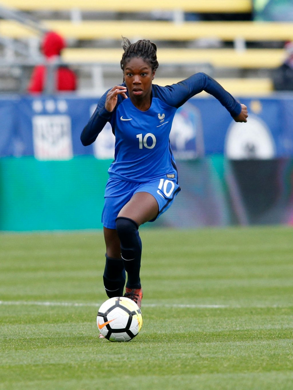 PSG-Star Aminata Diallo geriet durch ihren Kontakt zu einem Häftling aus Lyon in Verdacht und wurde wurde von der Polizei kurzzeitig festgenommen.