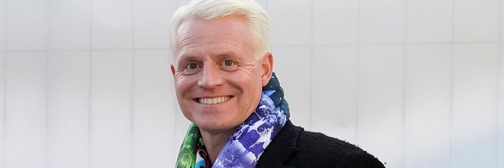 Guido Cantz nach seinem Auftritt bei der Sessionseröffnung des Kölner Karnevals am 11.11. am Heumarkt. 