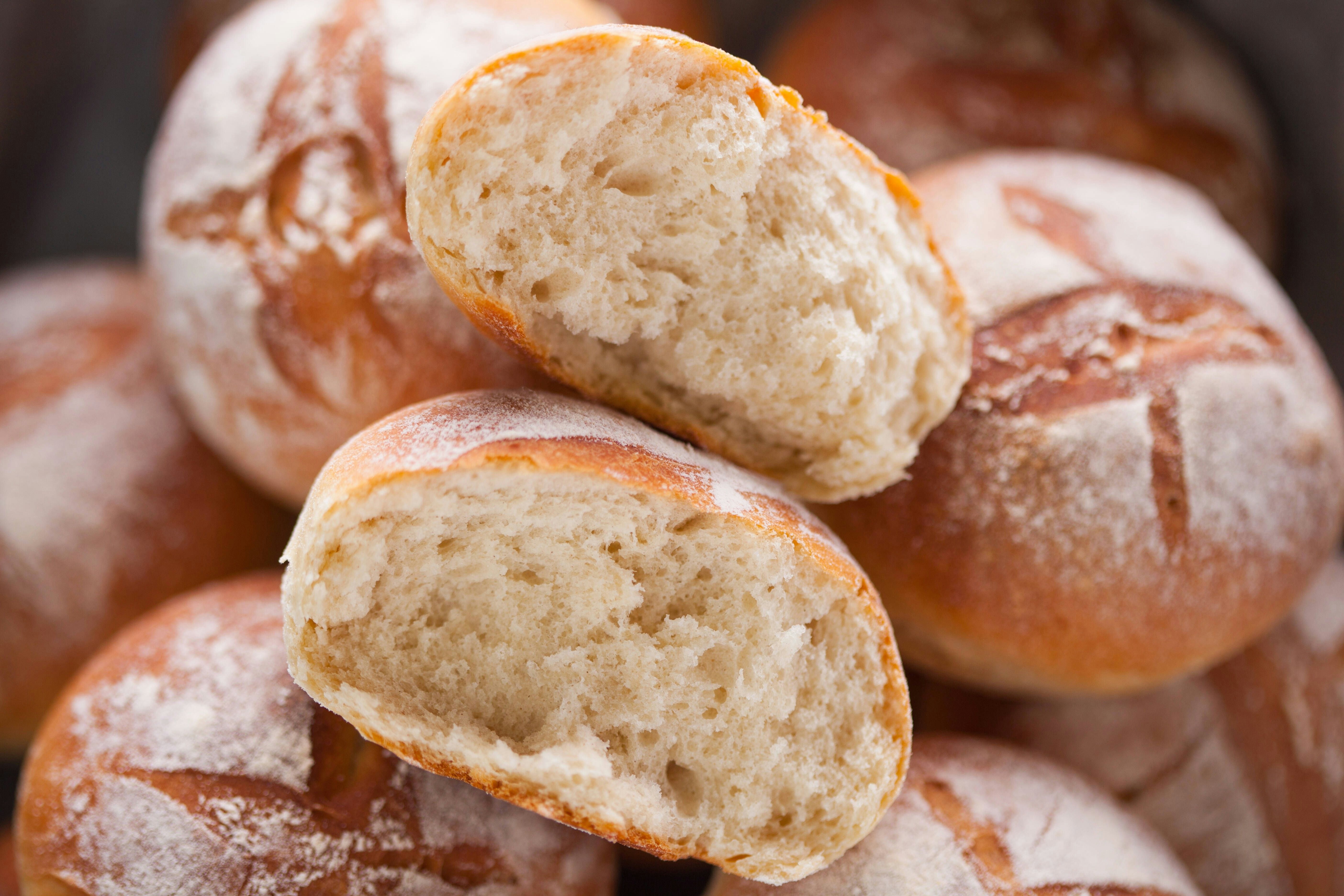 Brötchen vom Vortag aufbacken: Drei Tipps für die knusprig leckere ...