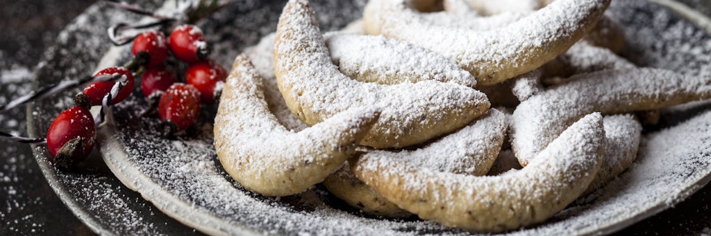 Wer kann da widerstehen? Vanillekipferl gehören zu den beliebtesten Leckereien aus dem Weihnachts-Backstübchen.