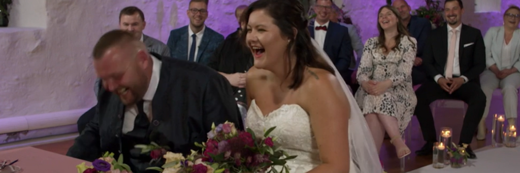 „Miesmuschel“, „Trulla“ und Co. – die Fans ziehen böse über „Hochzeit auf den ersten Blick“-Braut Simone her. 
