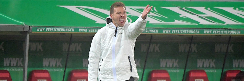 Bayerns Trainer Julian Nagelsmann brüllte laut, doch es half nichts. München blamierte sich in Augsburg.