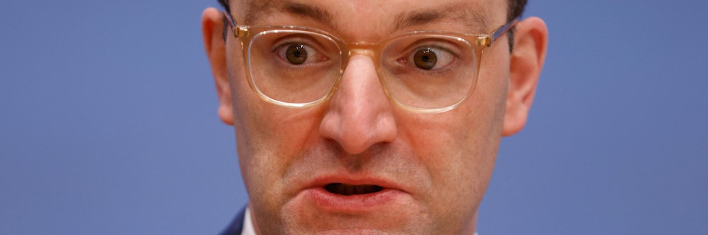 Jens Spahn steht dumm da, weil er Entscheidungen nicht verständlich erklärt.