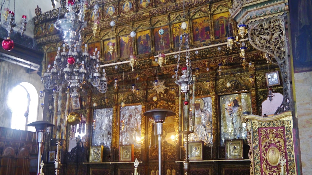 Die Ikonenwand der Geburtskirche in Bethlehem. Aktuell ist sie hinter einer Bauplane versteckt.
