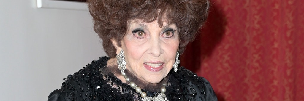 Die italienische Schauspielerin Gina Lollobrigida bei einem Auftritt im November 2021
