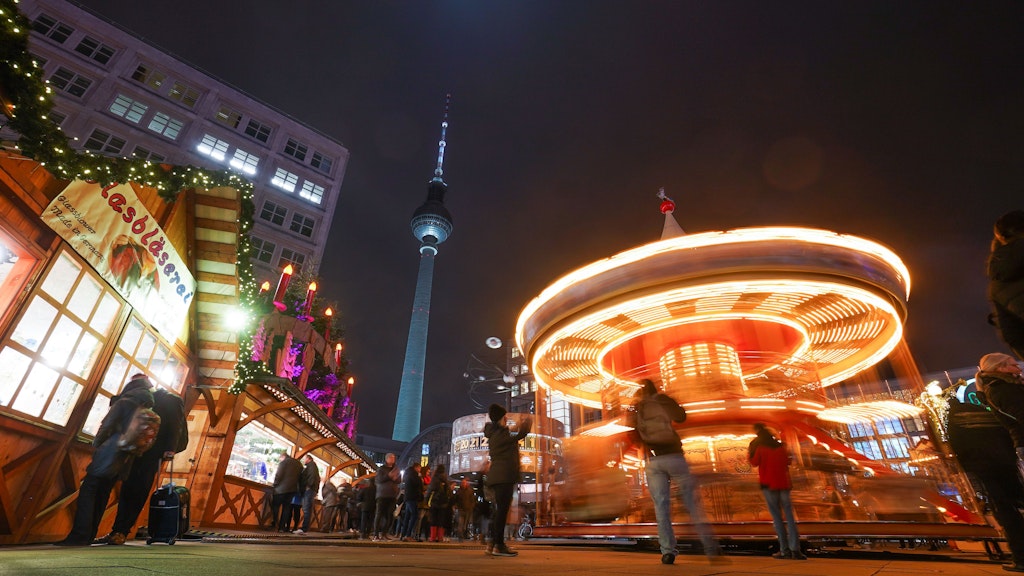 Der Weihnachtsmarkt am Alex - hier gilt die 3G-Regel.