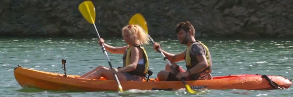 Es herrscht Krisenstimmung bei „Hochzeit auf den ersten Blick“-Paar Anika und David beim gemeinsamen Paddeln.