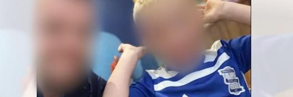 Arthur mit seinem Vater Thomas H. (29): Der Sechsjährige wurde brutal misshandelt und zu Tode gequält.