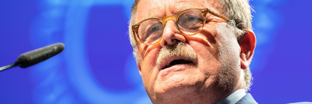 Weltärztechef Frank Ulrich Montgomery fordert ein Verfallsdatum für Impfungen.