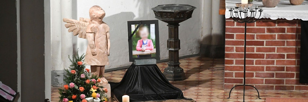 Trauerfeier zum Gedenken an die sechsjährige Leonie, das am 12.01.2019 in Torgelow getötet wurde.