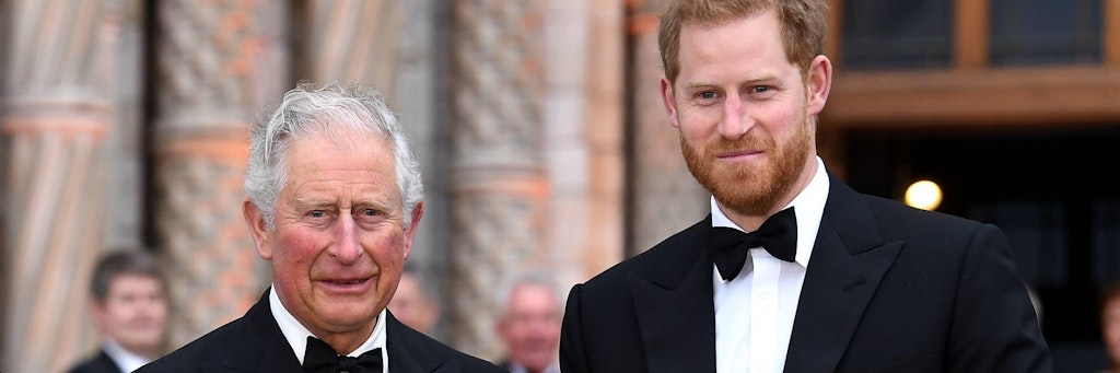 Prinz Harry wirft seinem Vater vor, dass er „von mir erwartet, dass ich wie er leide, weil ich ebenfalls in einen Kreislauf von angeborenem Schmerz und Leiden hineingeboren wurde“.
