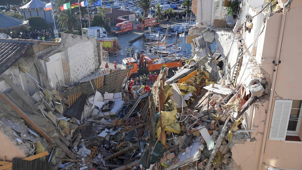 Das Haus Sanary-Sur-Mer stürzte nach der Explosion ein. 