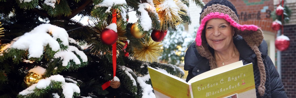 Barbara Engel liest am Vierten Advent in den Hackeschen Höfen Märchen für Kinder.