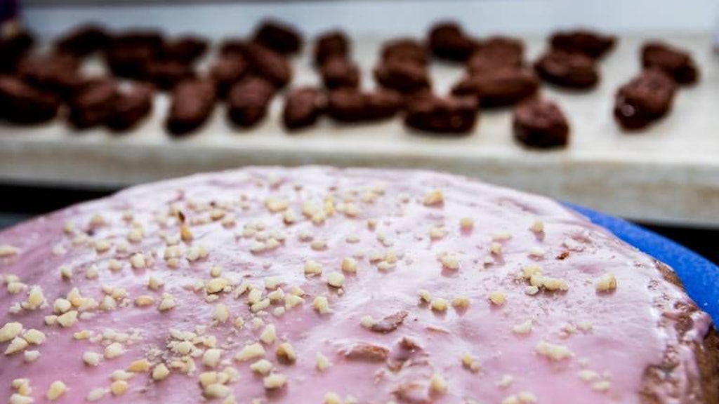 Glühweinkuchen lässt so richtig Weihnachtsstimmung aufkommen.
