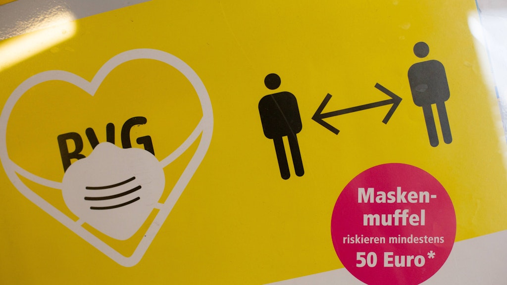 Maskenmuuffel müssen schon länger mit Geldstrafen rechnen, wenn sie von BVG-Kontrolleuren erwischt werden.