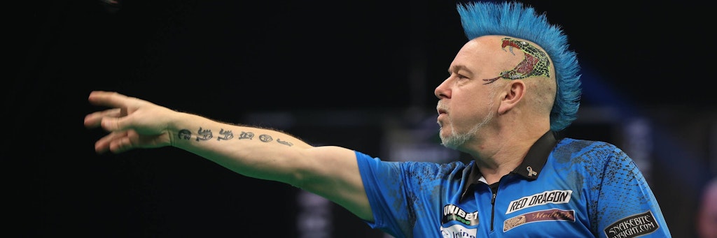 Einer der bunten Darts-Vögel und stets mit Irokesenfrisur: Peter Wright