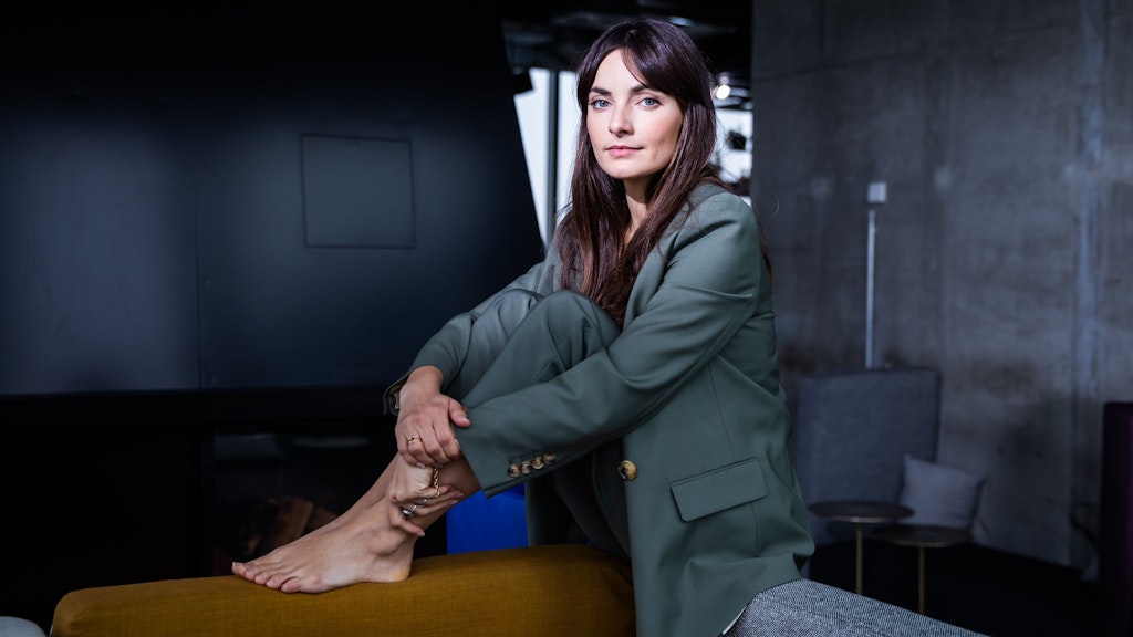 Paula Schramm spielt bei „SOKO Hamburg“ die IT-Expertin Franziska „Franzi“ Berger.