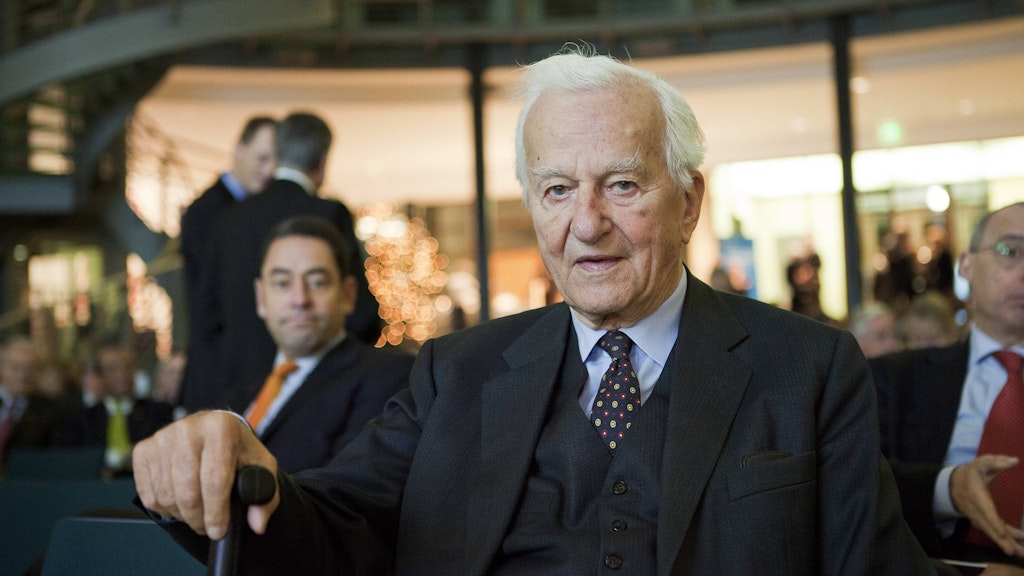 Bevor Richard von Weizsäcker Bundespräsident wurde, war er Regierender Bürgermeister von Berlin.