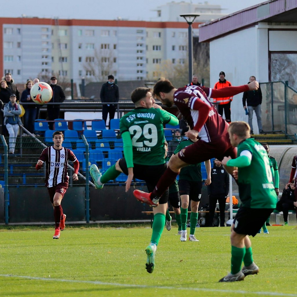 Kopfballtor durch Christian Beck für den BFC Dynamo. Insgesamt sechs Mal schädelte der 33-Jährige die Kugel rein. 