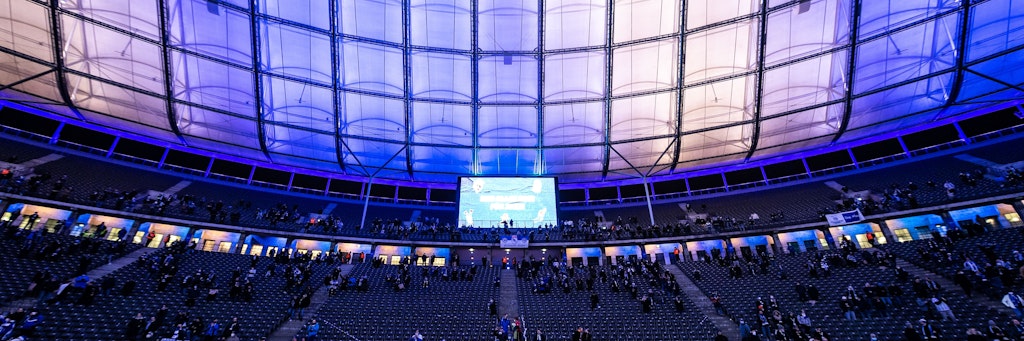 Ein paar Fans dürfen nun doch beim Pokalderby am 19. Januar ins Olympiatadion.