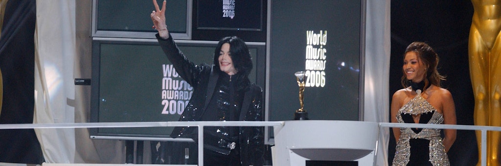 Sänger Michael Jackson und Sängerin Beyonce Knowles bei der Preisverleihung der World Music Awards 2006 in London.